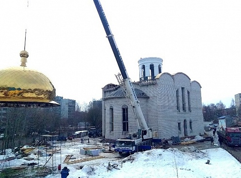 Холдинг «Афанасий» помог установить купол и крест на собор «Неупиваемая Чаша»
