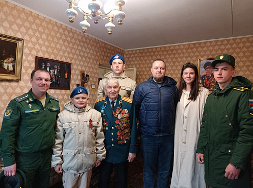 Сотрудники «Афанасия» в День Победы посетили тверских ветеранов